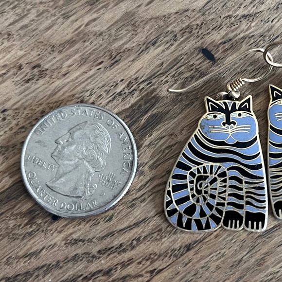 Laurel Burch “Shambala Cat” Earrings – Black & Gray Enamel Dangle Earrings - Picture 3 of 5